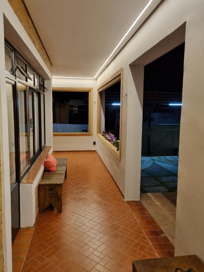 Villa Casa Dom Quixote, Pequena Chacara No Centro Da Cidade Atibaia Exterior foto
