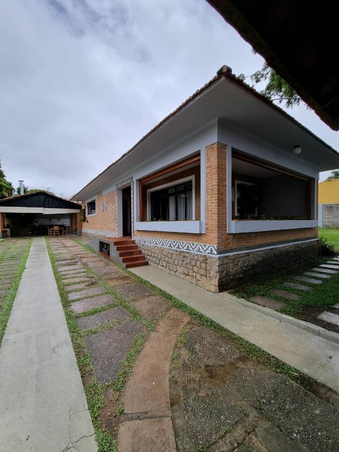 Villa Casa Dom Quixote, Pequena Chacara No Centro Da Cidade Atibaia Exterior foto