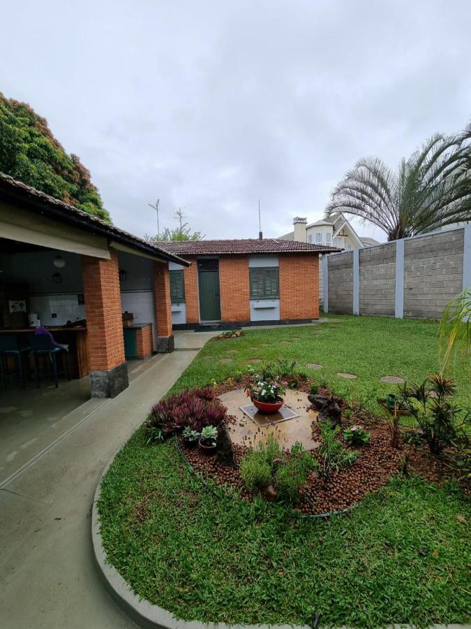 Villa Casa Dom Quixote, Pequena Chacara No Centro Da Cidade Atibaia Exterior foto